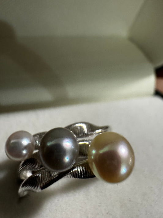 PEM Expressions Trio Akoya Pearl adjustable sterling silver ring angled view