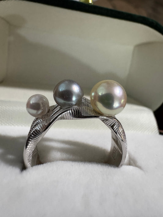 PEM Expressions Trio Akoya Pearl adjustable S925 sterling silver ring front view